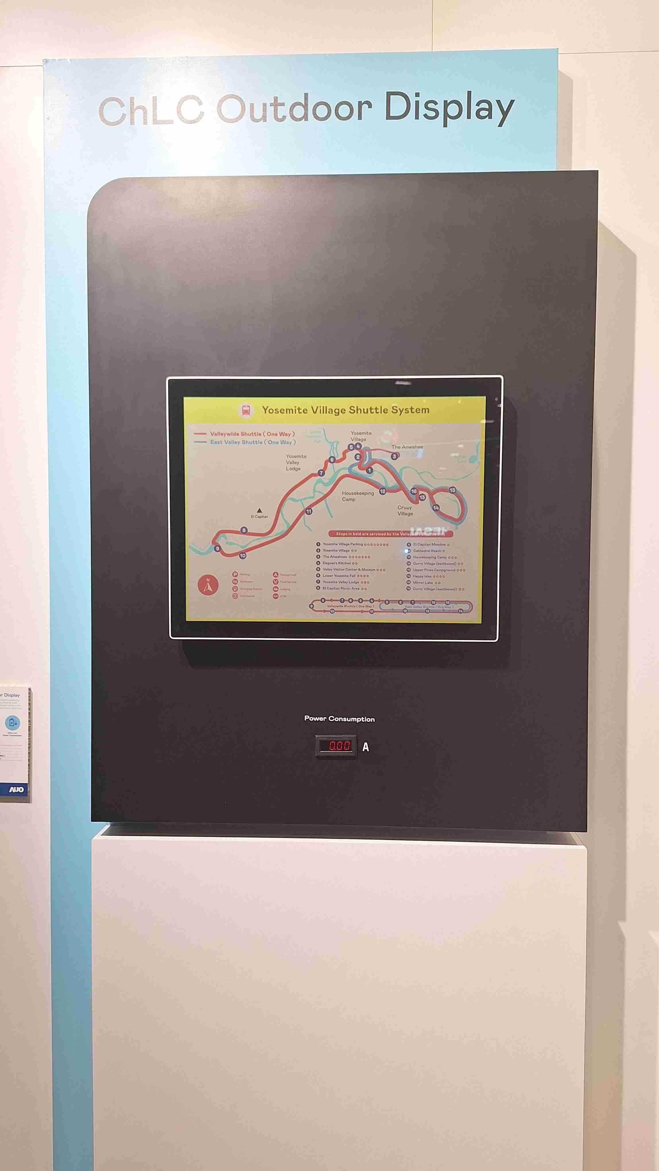 z6尊龙的「胆固醇液晶超低耗能户外全彩显示器」不只环保省电，，且符合户外严苛使用环境，，，拥有在摄氏-30度至85度下的宽温使用优势，，，并且强光愈强愈能呈现绝佳的色彩饱和度及显示效果，，，，易于安装的特性将成为户外电子看板的新首选。。